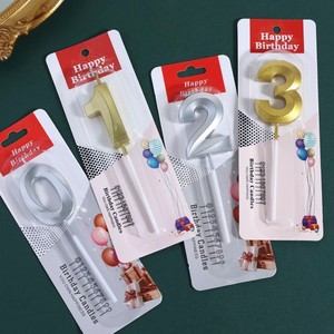 شموع أرقام ذهبية وحمراء وفضية اللون على شكل أرقام لتزيين الكيك - Product Image 6
