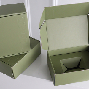 Eco Custom Design <b>White</b> Cardboard Shipping <b>Boxes</b> Flat Pack with Sponge Lining Gold Foil Embossing UV Coating Print Handling - Product Image 5
