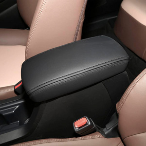 Funda de cuero para reposabrazos para Toyota Corolla Cross, almacenamiento central, práctico cuero de microfibra auténtico, fácil de instalar - Product Image 3