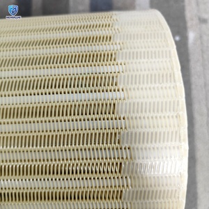 Tapis d'accès de plage en maille polyester à trous carrés, robuste, à enroulement rapide, antidérapant, pour la protection <span class=keywords><strong>des</strong></span> allées de plage et <span class=keywords><strong>des</strong></span> <span class=keywords><strong>dunes</strong></span> - Product Image 4