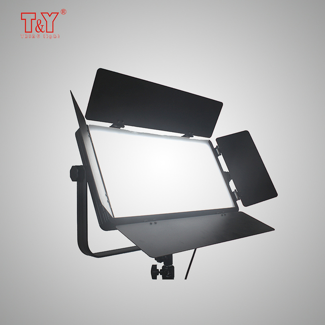 Professional DMX 512 Remote Control 5600k Panel TV Studio Light for Video