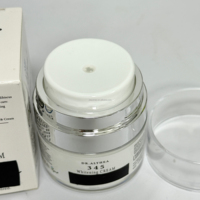 Crema Blanqueadora OEM 50ml, Crema Facial Iluminadora e Hidratante para una Piel Radiante y Uniforme