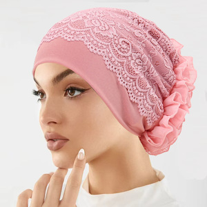 Turbante in Pizzo in 5 Colori, Elegante Copricapo da <span class=keywords><strong>Donna</strong></span>, Cappello alla Moda con Fiore, <span class=keywords><strong>Bandana</strong></span> in Poliestere - Product Image 4