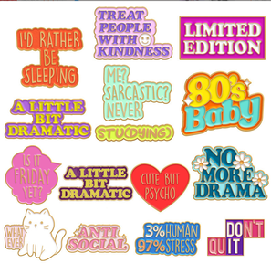 30 stili è il venerdì ma divertenti citazioni spilla smaltata morbida personalizzata <span class=keywords><strong>non</strong></span> smettere spille Positive distintivi spilla pronto per la spedizione - Product Image 6