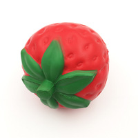 Rebound Strawberry Fruit Model Ornamenten Decompressie PU Materiaal Ventilatiespeelgoed