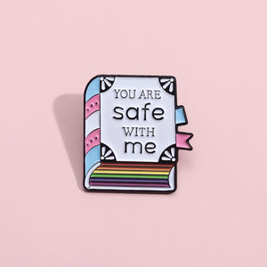 <span class=keywords><strong>2025</strong></span> nuevo You Are Safe With Me diseño de libro Pin de Metal Rainbow Lgbt Gay esmalte Pin para ropa sombreros Pin - Product Image 4