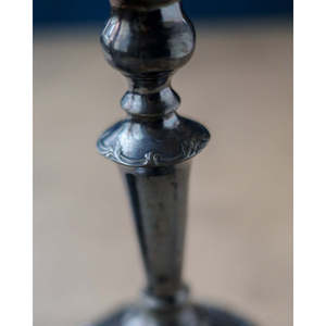 Candelieri Sheffield di colore scuro - Product Image 3