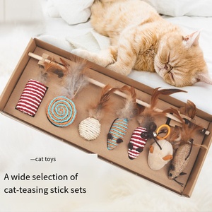 ดีไซน์ของเล่นแบบอินเทอร์แอคทีฟ: ไม้ล่อแมวแบบขนนกพร้อมกระดิ่ง กระตุ้นความต้องการล่าเหยื่อ ช่วยให้แมวกระตือรือร้น สนุกสนาน และเพลิดเพลิน - Product Image 2