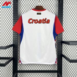 Nueva Camiseta de Fútbol Clásica a Cuadros de Croacia 2026 para Hombre 1.1, Camiseta de Fútbol para Fanáticos/Jugadores del Campeonato Mundial de Europa del Este, Local y Visitante - Product Image 1