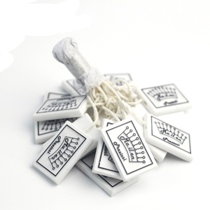 Bán buôn tùy chỉnh 3D logo dập nổi nhự<span class=keywords><strong>a</strong></span> may con dấu tag tag khó<span class=keywords><strong>a</strong></span> cho đồng hồ Giày - Product Image 2