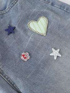 Pantalones Anchos Unisex de Moda Y2K, Diseño Nuevo, Ecológicos, Color Azul Claro Vintage, Bordado con Parches de Estrellas y Corazones - Product Image 4