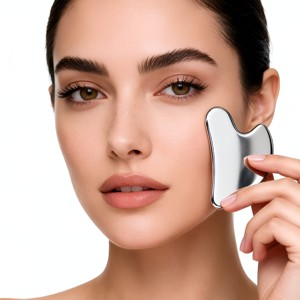 Outil de massage facial Gua Sha en acier inoxydable avec logo personnalisé, pour raffermir <span class=keywords><strong>la</strong></span> peau et lifter le visage, forme cœur personnalisée - Product Image 6