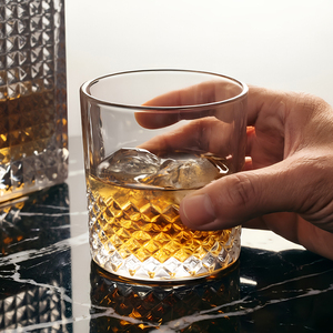Vaso de Whisky de Cristal Premium de 340ml, Sin Plomo, Corte Diamante, Estilo Old Fashioned, Base Pesada, de Lujo, para el Hogar o <span class=keywords><strong>Bar</strong></span> - Product Image 3