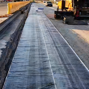 Membrane et ruban d'étanchéité auto-adhésifs en asphalte pour toitures, jardins, <span class=keywords><strong>feutre</strong></span> de toiture et papier d'emballage – Vente en gros usine - Product Image 4