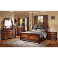 Ensemble de chambre à coucher de style européen royal français italien élégant et luxueux, taille king, fonction massage, meubles en bois massif sculpté et en cuir