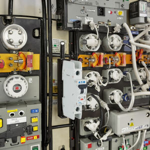 ईटन FAZ-C32/1-rt mcb सर्किट ब्रेकर तांबा सामग्री ली सुरक्षा के साथ 15ka ब्रेकिंग क्षमता - Product Image 4