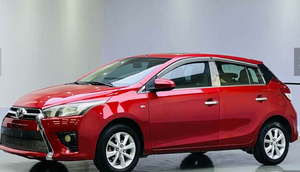 <span class=keywords><strong>Toyota</strong></span> <span class=keywords><strong>Yaris</strong></span> Hatchback Automático Usado, Eficiente en Consumo <span class=keywords><strong>de</strong></span> Combustible, Vehículo Urbano, Neumáticos R15 Económicos, Asientos <span class=keywords><strong>de</strong></span> Tela, Trasero - Product Image 6