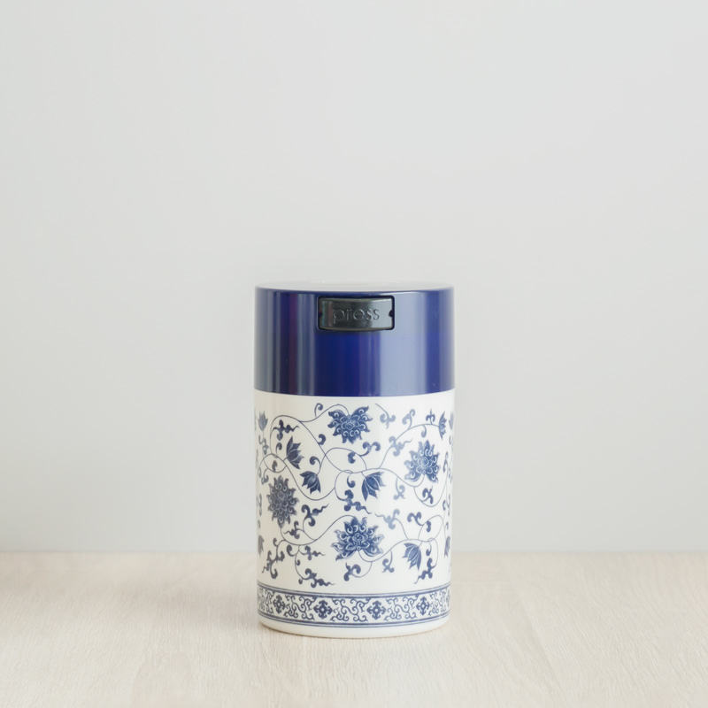 Blue Lid + Blue-and-White Porcelain