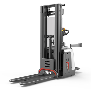 מלגזה חדשה מדגם QSLIFT בעלת כושר נשיאה של 1600 ק\\\"ג, מופעלת על ידי סוללת עופרת-חומצה, הנעה אחורית, הפעלה בעמידה, אורך מזלג 1150 מ\\\"מ - Product Image 3