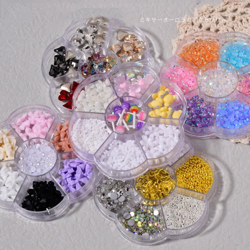 Wholesale Accessories Nail Candy Jewelry 3d Cute Resin Bow-knot Aurora Bear Butterfly Rhinestone Mixed Nail Art Decorations