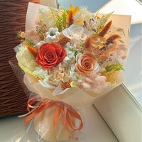 Bouquet de fleurs séchées et préservées faites à la main en gros pour la décoration intérieure, la Saint-Valentin, les anniversaires, la fête des Mères, les remises de diplômes, Noël, Nouveauté