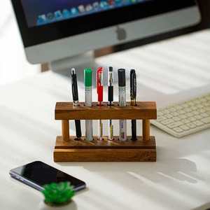 Support de stylo et de téléphone en bois à double usage, de forme carrée, avec plusieurs trous pour l'organisation du bureau - Product Image 4