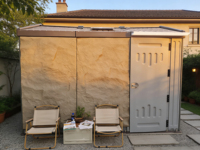 WooWild Tiny House Modulaire Préfabriquée Portable Écologique Intelligente Étanche en HDPE Alimentée par Énergie Solaire pour Atelier Moderne et Cour
