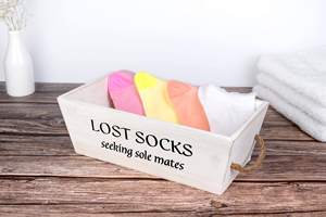 Insegna in Legno 'Lost Socks Basket' per Lavanderia in Stile Fattoria Moderna, Accessori per Casa - Product Image 6
