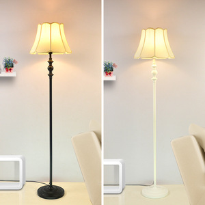<span class=keywords><strong>Lampadaire</strong></span> en fer au design simple et moderne, style espagnol 2026, pour salon, chambre d'<span class=keywords><strong>architecte</strong></span>, lampe de table d'appoint et d'ambiance - Product Image 2