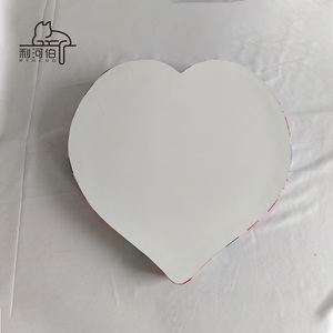 Pencakar Kucing 2 Tingkat Bentuk Hati Ramah Lingkungan, Kokoh, Tahan Aus, Modern Klasik, Besar, Mewah dari Karton Bergelombang - Product Image 3