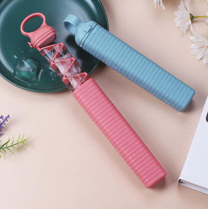 Moule à glaçons créatif et écologique en plastique, type bande, portable, pour usage domestique, en plastique souple de qualité alimentaire - Product Image 4