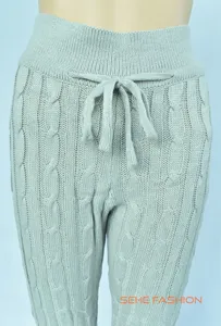 เสื้อสเวตเตอร์สีพื้นเรียบแบบไหล่เดียว ชุดเซ็ตสองชิ้นสำหรับฤดูหนาว เสื้อผ้าผู้หญิง - Product Image 6