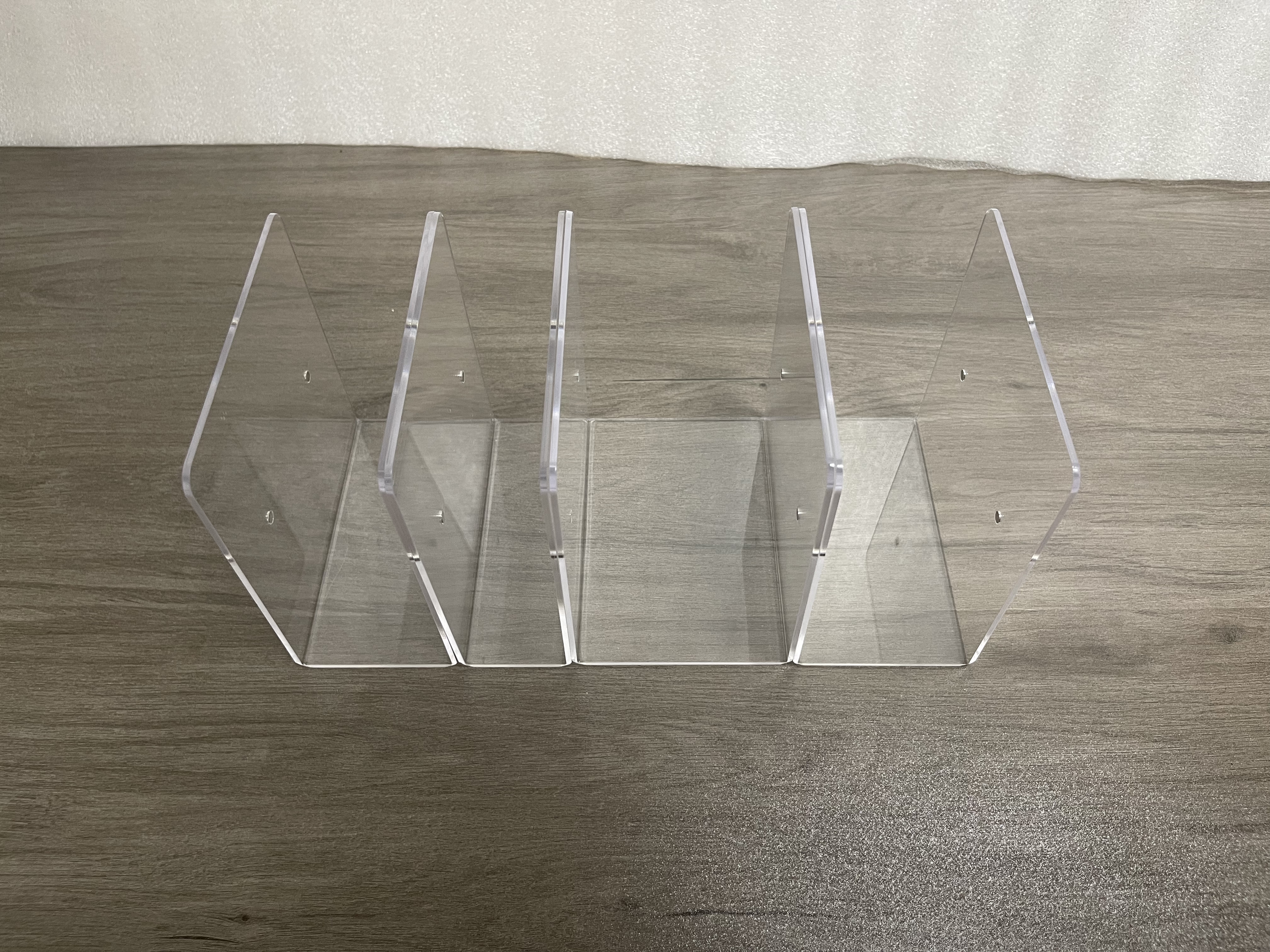 Support de rangement pour casseroles transparent