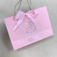 Sacs en papier personnalisés de luxe avec poignée imprimée pour vêtements, bijoux, cadeaux, emballage de vêtements, avec logo – Vente en gros