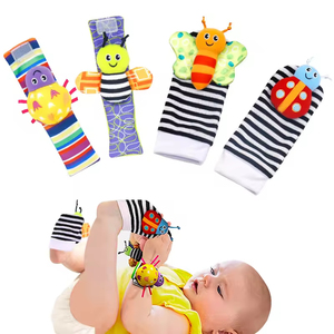 Juguetes para Bebés, Sonajeros para Pies y Muñecas, Juguetes Sensoriales en Blanco y Negro, Artículos Esenciales para Recién Nacidos, Sonajero para Muñecas, Regalos para Bebés - Product Image 1