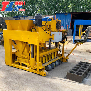 Macchina Semi-Automatica per la Produzione di Blocchi di Cemento 4-35A, Macchinario per Mattoni Forati e Pavimentazione in Vendita - Product Image 1