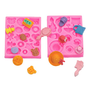 <span class=keywords><strong>Stampi</strong></span> in Silicone Ecologici a Forma di Dessert con Faccine Sorridenti e Cuori <span class=keywords><strong>per</strong></span> Decorazioni di Ciambelle e Cioccolato - Product Image 1