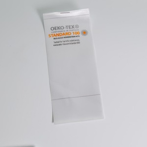 Étiquettes en tissu d'entretien de lavage Vêtements en satin imprimés personnalisés - Product Image 5