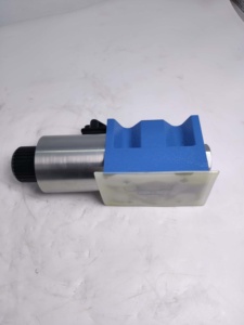 Solénoïde hydraulique DG4V DG4V-3S-8C-VM-U-B6-61 DG4V-5-6CJ-MU-H6-20, conception compacte directionnelle, dimensions 10x5x8 mm pour une optimisation de l'espace - Product Image 6