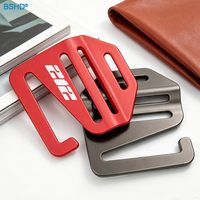 Hebilla en Forma de G de Metal Anodizado Rojo de Alto Rendimiento con Logotipo Personalizado para Correas de Equipamiento Táctico, Mochilas y Accesorios para Exteriores