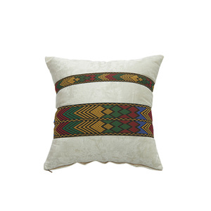 Nouvel oreiller décoratif carré en velours brodé, style vintage, motif traditionnel éthiopien, érythréen, tigrayen, oromien, pour hôtel - Product Image 4