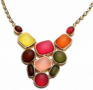 Conjunto de collar y pendientes con babero llamativo para mujer - Product Image 3