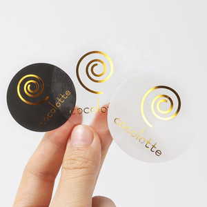 Etiquetas de Papel Kraft con Logotipo Estampado en Caliente, Diseño Nuevo, Etiquetas Adhesivas con Lámina Dorada, Impresión de Etiquetas Personalizadas, Personalización al por Mayor - Product Image 1