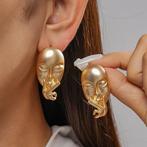 Pendientes Colgantes con Diseño de Máscara Abstracta, de Aleación y Cristal, Joyería de Destaque, Estilo Gótico Vanguardista, Regalo para Mujer, Decoración para Fiesta - Product Image 4