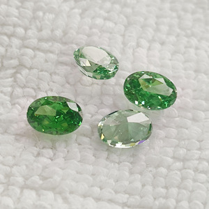 Piedra de circonia cúbica sintética ovalada azul real/verde, corte hielo triturado, 5x7 mm, para la fabricación de joyas. - Product Image 3