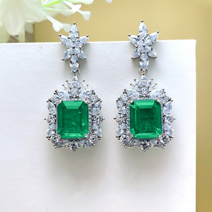 Orecchini Pendenti Quadrati Vintage per Donne, Eleganti Accessori per Orecchie da Indossare Ogni Giorno - Product Image 1