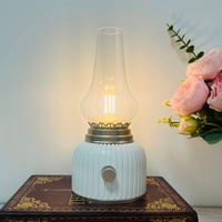 Lampe de Noël LED sans fil personnalisée en résine européenne, alimentée par piles, avec abat-jour en verre E26, à intensité variable, pour décoration de salon