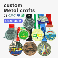 Médaille personnalisable en métal plaqué or, forme croix, style traditionnel/moderne, avec ruban, type plaque d'identification pour chien, épingles émaillées pour voiture, badges et emblèmes