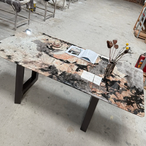 Tables à manger rectangulaires en quartz rose diamanté Pandora, hautement personnalisées, pour maison moderne, villa et manoir - Product Image 4