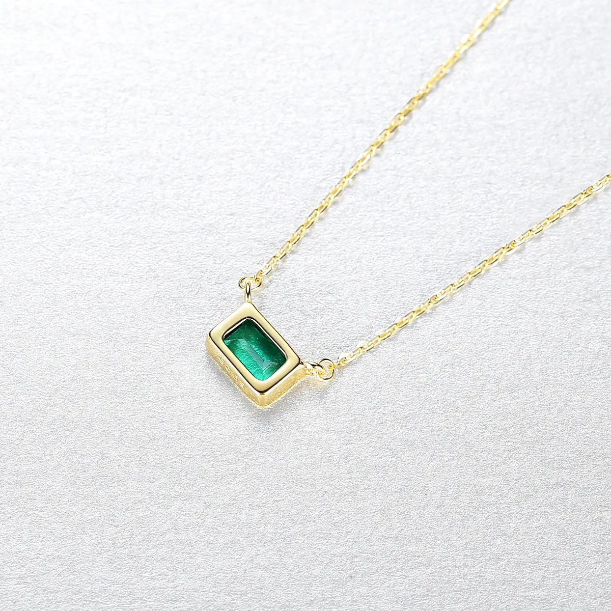 Silver Chain Necklaces CZCITY Square Emerald Cut Green Stone 925 Sterling Silver Fashion Chain 2021 Trendy Pendant Necklace Woman Jewelry